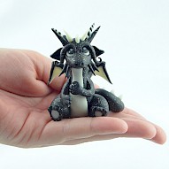 black glitter glow in dark dragon