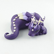 glow in dark napping dragon