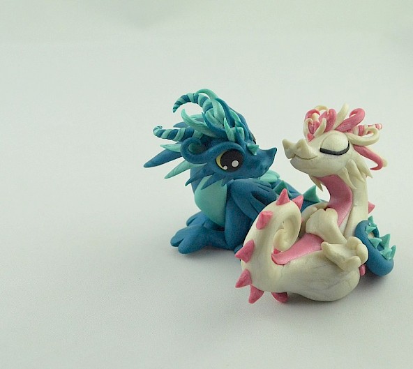 wedding cake topper - dragons